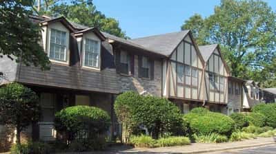 2500 Hackberry Ln, Hoover, AL