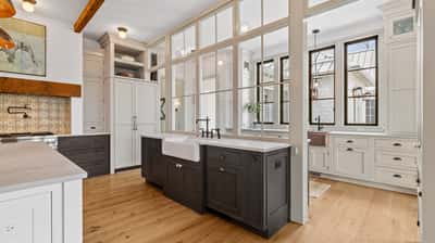 97 Emerald Necklace Dr, Asheville, NC
