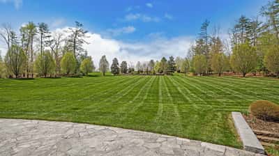 97 Emerald Necklace Dr, Asheville, NC