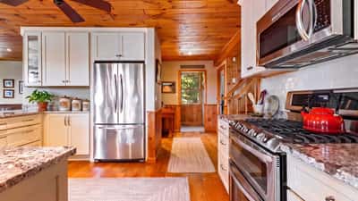 127 Penacook Road, Sutton, NH