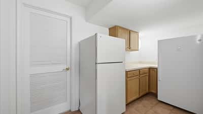 Lower Level Basement Wet Bar / Kitchen Use