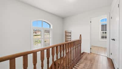 20 Viola St, East Gwillimbury, ON