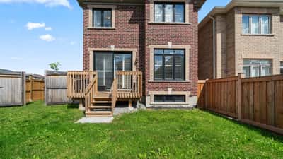 20 Viola St, East Gwillimbury, ON