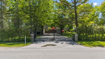 1496 Tiny Beaches Rd N, Tiny, ON