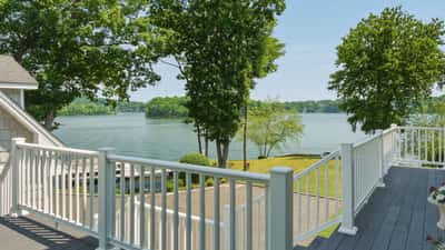 1 Oak Dr, New Fairfield, CT