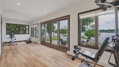 1 Oak Dr, New Fairfield, CT