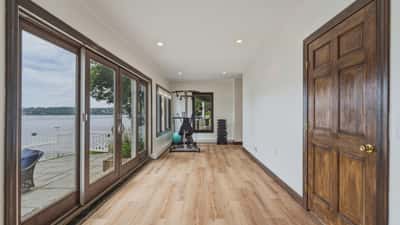 1 Oak Dr, New Fairfield, CT