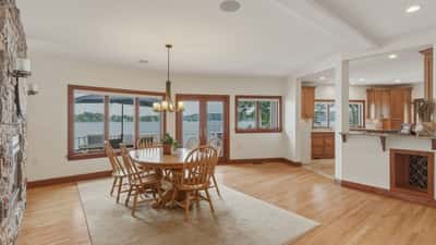 1 Oak Dr, New Fairfield, CT