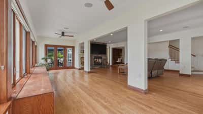 1 Oak Dr, New Fairfield, CT