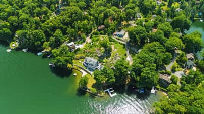 1 Oak Dr, New Fairfield, CT