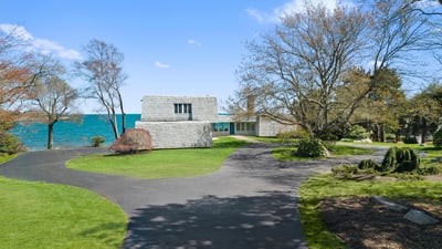 39 Chippechaug Trail, Mystic, CT