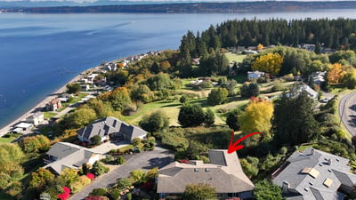 4694 Wrightsman, Clinton, WA