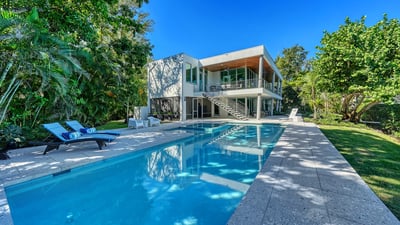251 Cedar Park Circle, Sarasota, FL