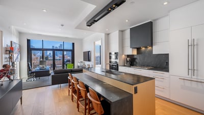 1 Strathgowan Ave suite 710, Toronto, ON