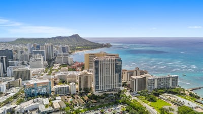 223 Saratoga Rd #3302, Honolulu, HI