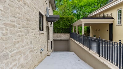 24 Glenview Ave, Toronto, ON