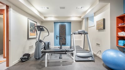 24 Glenview Ave, Toronto, ON