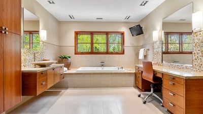 24 Glenview Ave, Toronto, ON