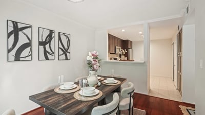 21620 Burbank Blvd., 22, Woodland Hills, CA
