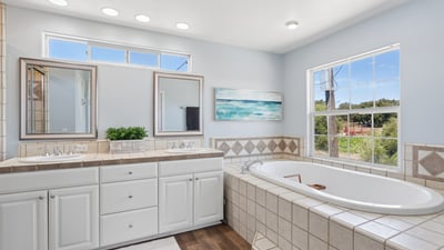 122 Pearwood Ave, Arroyo Grande, CA