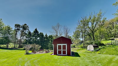 4216 Clendenning Road, Gibsonia, PA