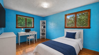 324 Haugh Drive, Pittsburgh, PA
