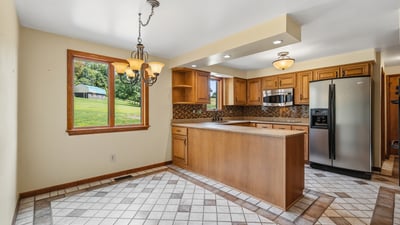 650 Phillis Road, Burgettstown, PA