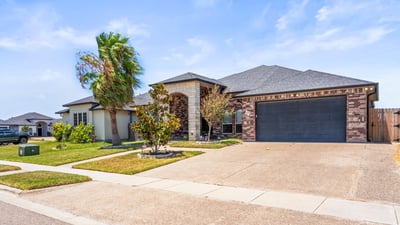 2429 Badlands Dr, Corpus Christi, TX