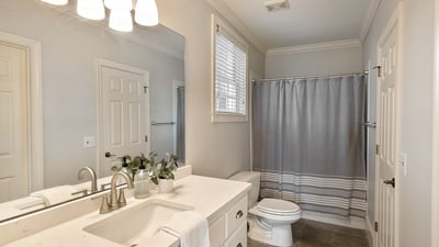 1325 Rolling Links Drive, Milton, GA