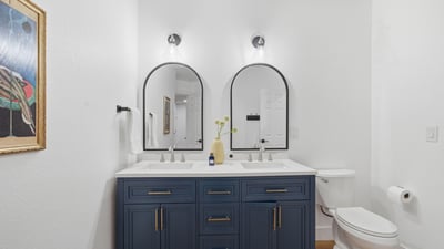 2080 Harmony Park Dr, Denver, CO