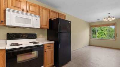 961 Spring Ct, West Bend, WI