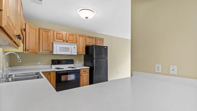 961 Spring Ct, West Bend, WI