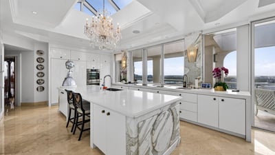 7000 Island Blvd PH-02, Aventura, FL