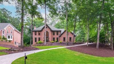 9460 Mistwater Close, Roswell, GA