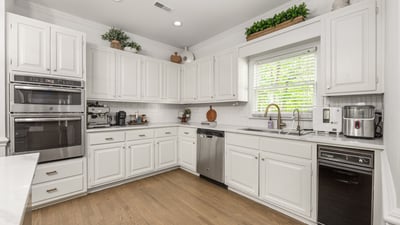 1800 Chestnut Lane, Matthews, NC