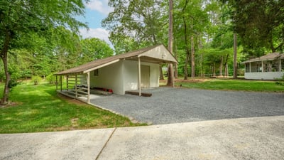 1800 Chestnut Lane, Matthews, NC