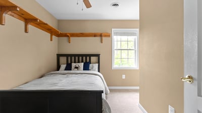 183 LaGrange Ave, Kilmarnock, VA