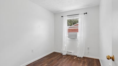 205 S Shenandoah Ave, Front Royal, VA