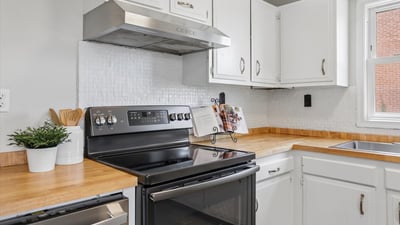 205 S Shenandoah Ave, Front Royal, VA