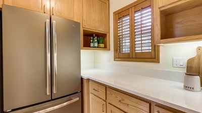 9025 NW Ash St., Portland, OR
