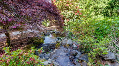 9025 NW Ash St., Portland, OR