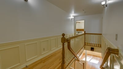 9025 NW Ash St., Portland, OR