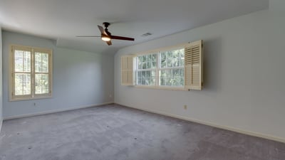 9025 NW Ash St., Portland, OR