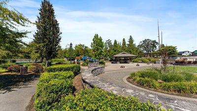 21935 SW Augusta Ln, Hillsboro, OR