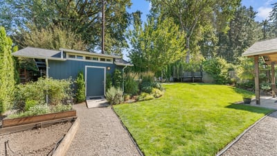 6990 SW Heath Pl, Beaverton, OR