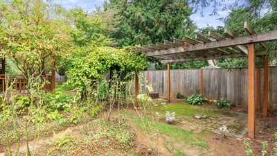 6238 SW McEwan Rd, Lake Oswego, OR