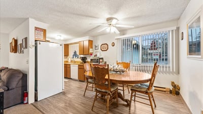 220/222 SE 3rd Ave, Canby, OR