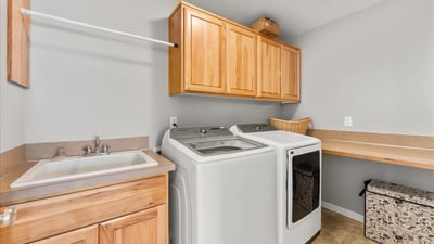 5396 SE Frances Ct, Hillsboro, OR