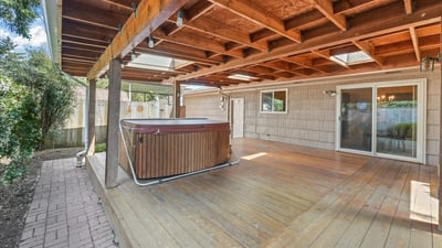 14650 NE Russell Court, Portland, OR