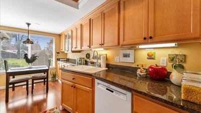 15930 SW Greens Way, Portland, OR